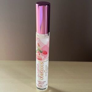 New Bath & Body Works Gingham Gorgeous Perfume Spray .23 Oz